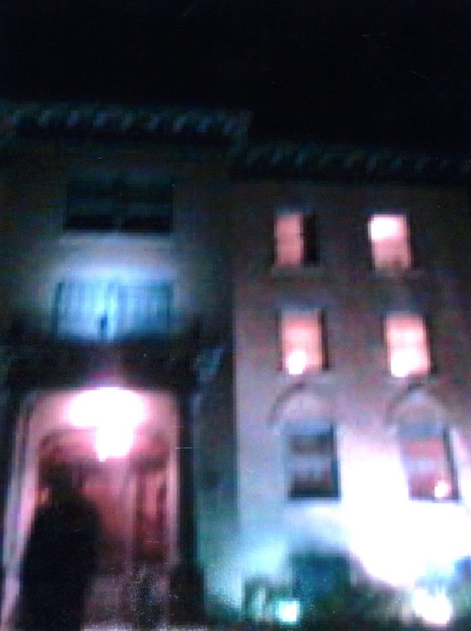 Ghost tour takes guests to local ‘haunts’