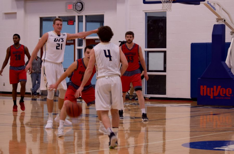 UIS faces off with Maryville