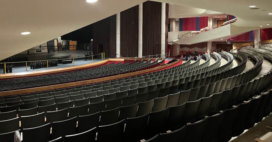 Sangamon+Auditorium+at+the+University+of+Illinois+Springfield+%7C+Photo+credits%3A+Tarkan+Barut%C3%A7u