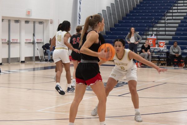 Women’s basketball UIS vs Maryville: Prairie Stars show heart in competitive loss