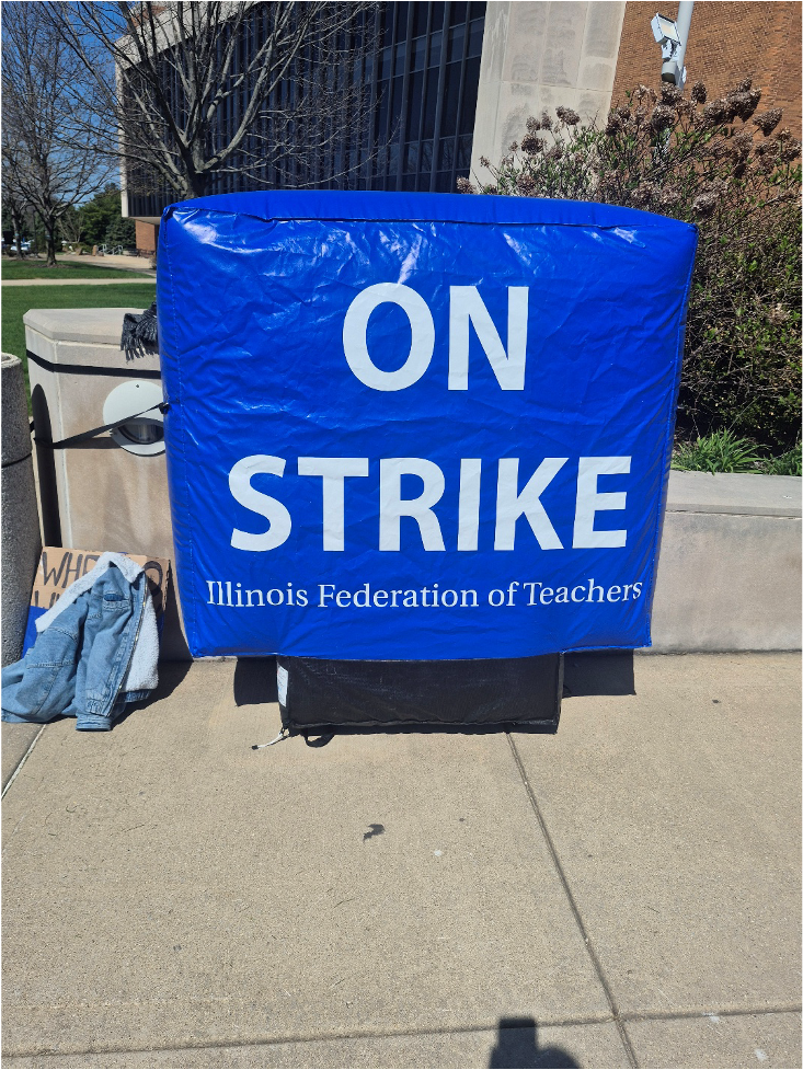 An Illinois Federation of Teachers sign that reads: “On Strike.”